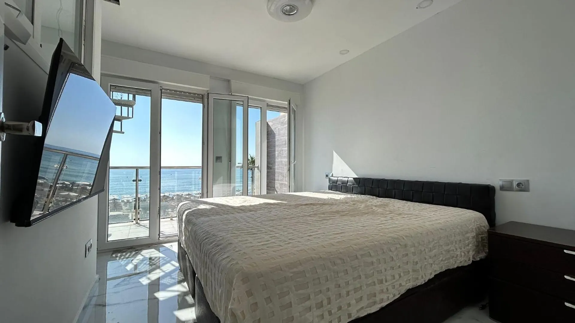 Dom wakacyjny Carihuela Playa 5 Holidays - Torremolinos