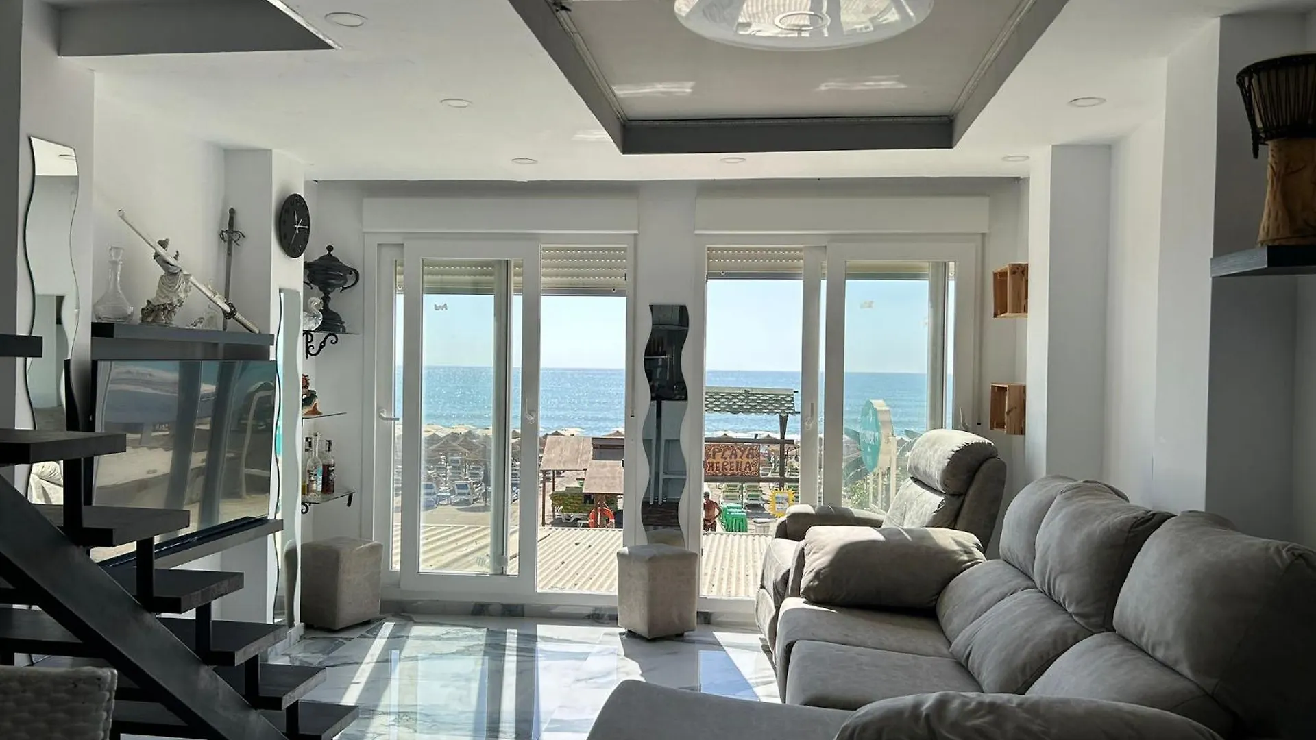 Kontakt z Carihuela Playa 5 Holidays - Torremolinos